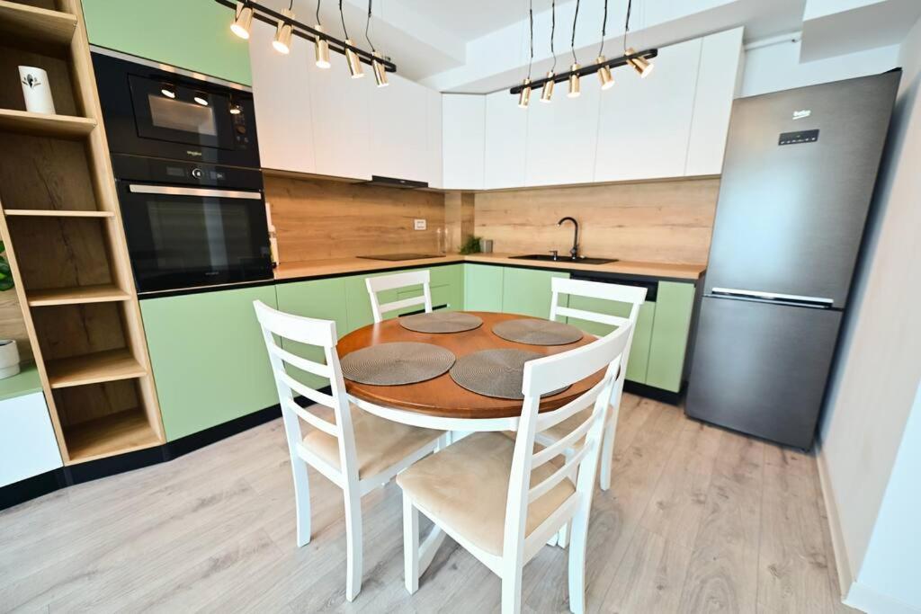 Flh - The Lake Home - Apt 33 Сибиу Екстериор снимка